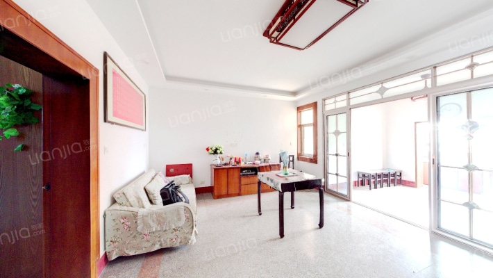 外贸公司宿舍二手房实景图