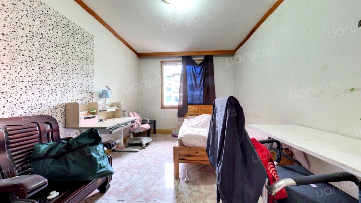 玉泉街125号二手房实景图