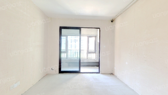 世茂云锦澜园二手房实景图