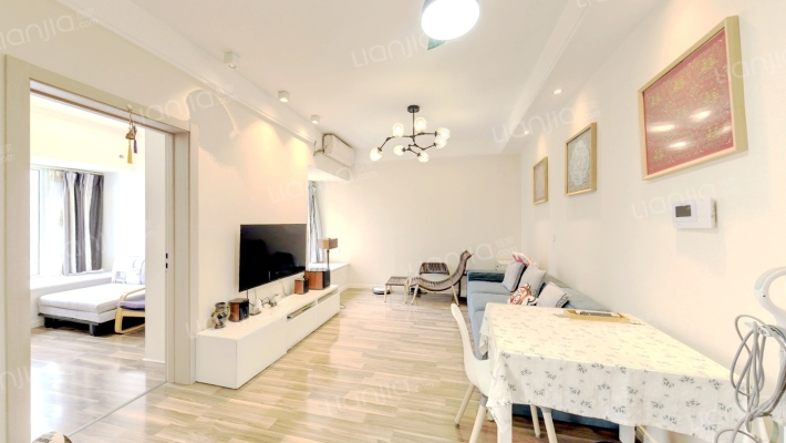 蓝光金悦天娇二手房实景图