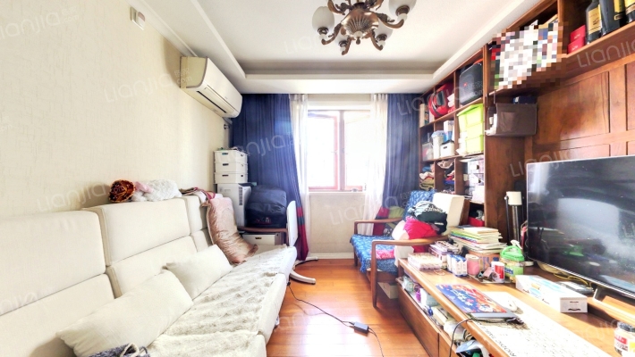 华山路803弄二手房实景图