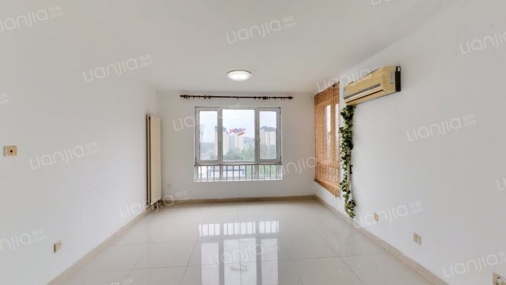 鸿坤理想城派郡18号院二手房实景图