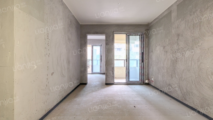 金科南山二手房实景图