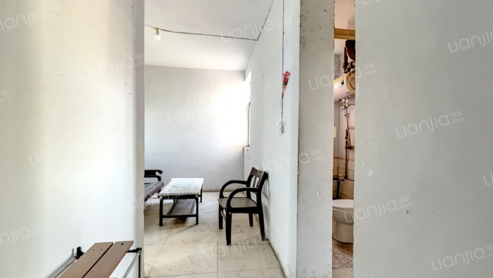 周口军粮供应站二手房实景图