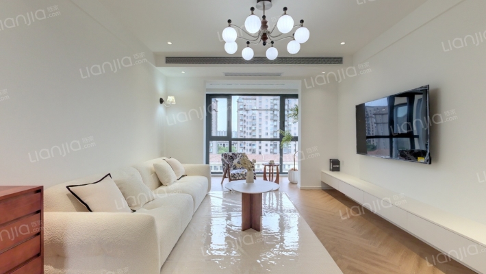 东方听潮豪园二手房实景图