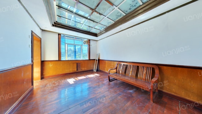 灵芝新村洪浪十九区二手房实景图