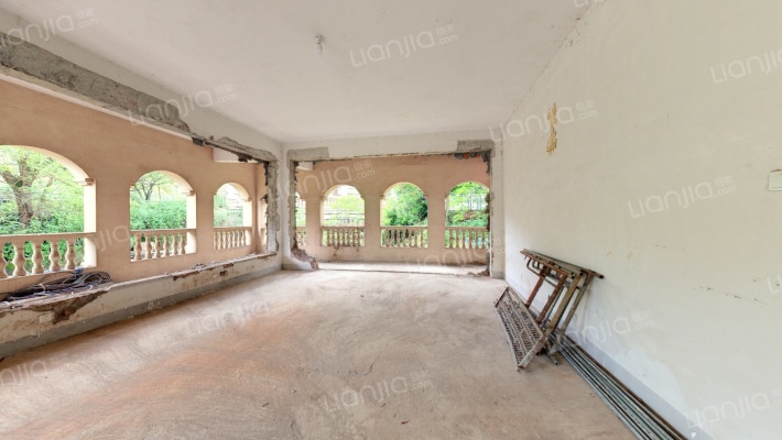 格兰小镇二手房实景图