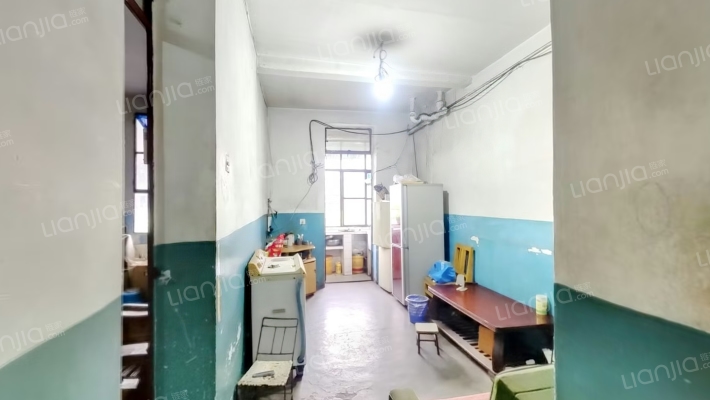 兰尖路35号二手房实景图