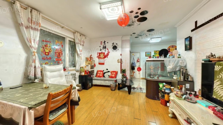 虎山花苑C区二手房实景图