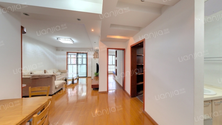 滨湖明珠东区二手房实景图