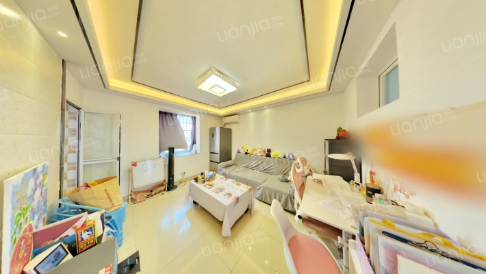 海天路二手房实景图