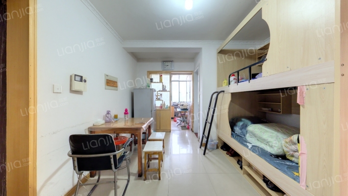 东城佳园二手房实景图