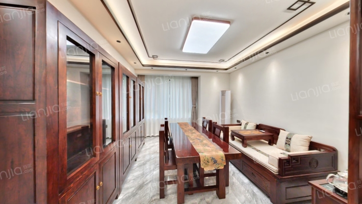 中国铁建樾府国际二手房实景图