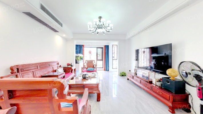 三盛国际公园香缇时光一期二手房实景图