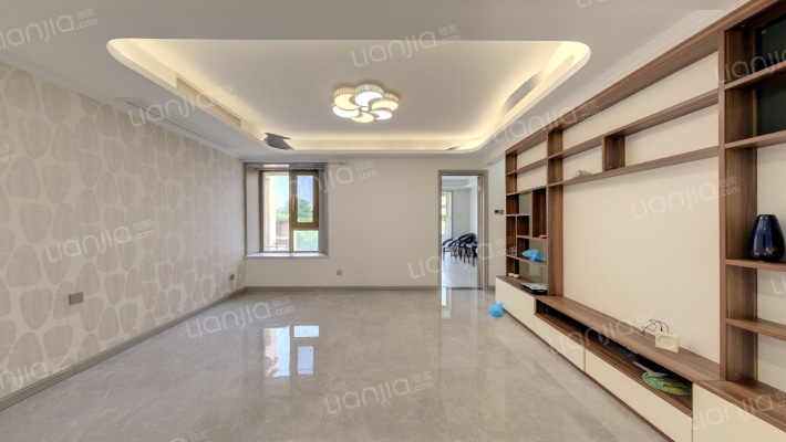 世茂萨拉曼卡一期二手房实景图