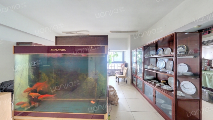 名门广场北区二手房实景图