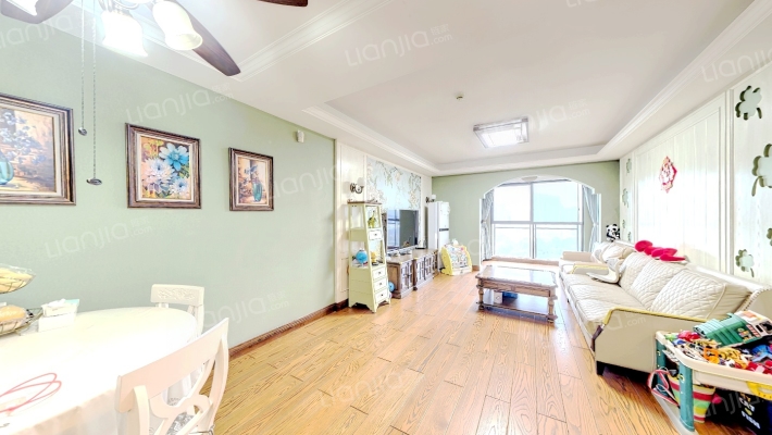 三利云锦二手房实景图