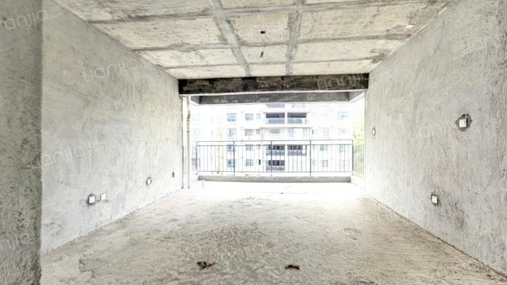 警苑公寓二手房实景图