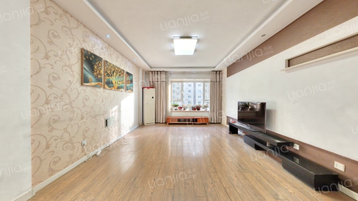 黄金国际二手房实景图