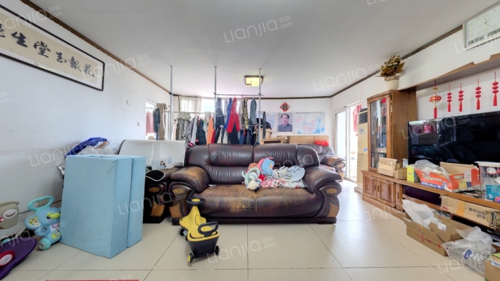 新新公寓二手房实景图