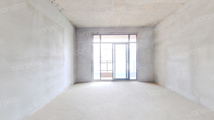 君融天湖二手房实景图