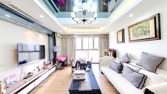 水岸枫情二手房实景图