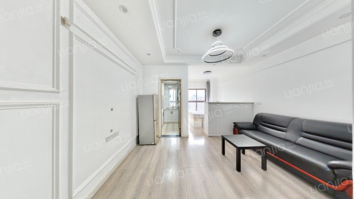 里面二手房实景图