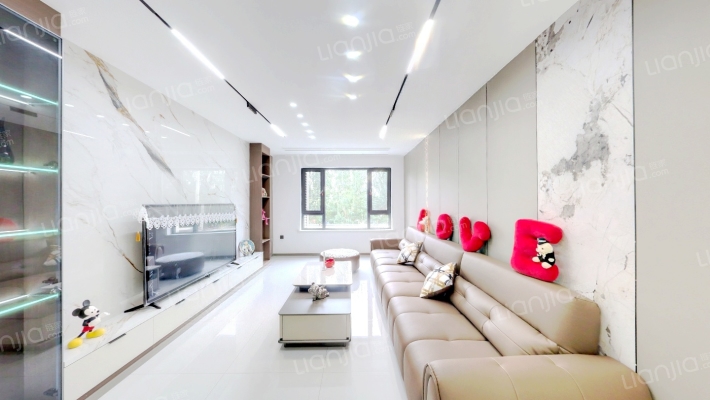 吾悦华府B3二手房实景图