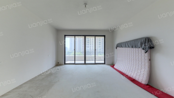 碧桂园尚东名邸二手房实景图