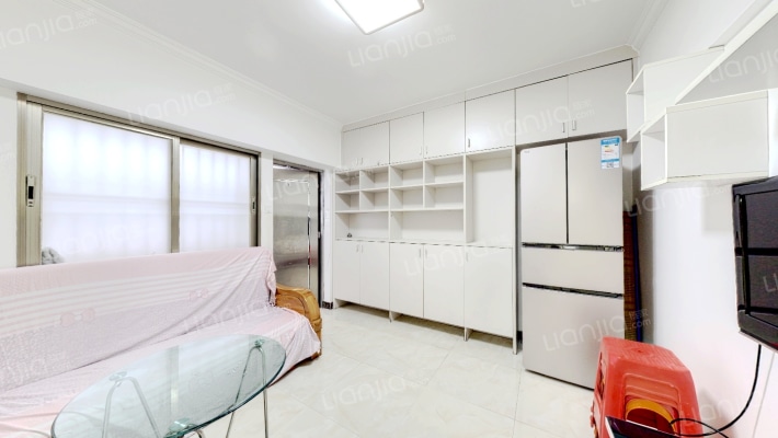 水库市场综合楼二手房实景图