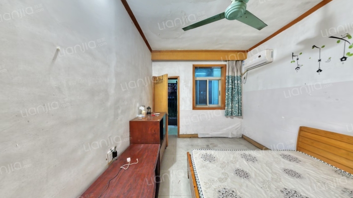 三宝新村二手房实景图