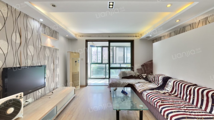 华泰剑桥·莱恩河畔二手房实景图