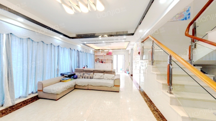 银湖山庄三期二手房实景图