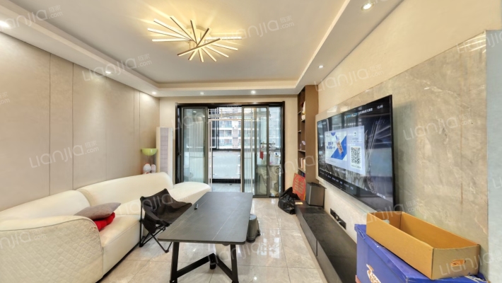 滨湖世纪城徽杰苑二手房实景图