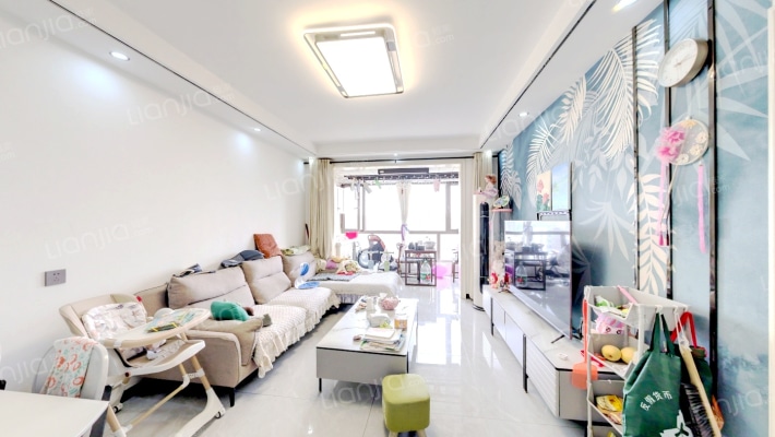 幸福城E区二手房实景图