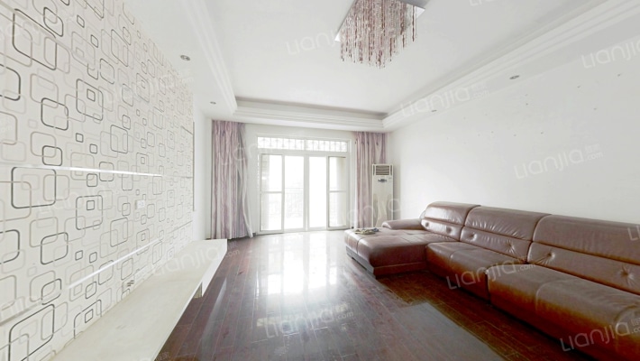 依水园二手房实景图