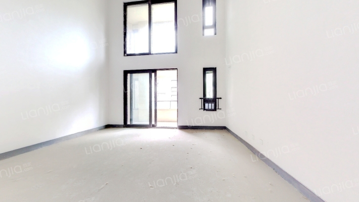 阅山居二手房实景图