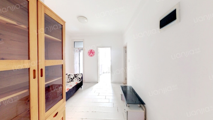 新东方公寓三期二手房实景图