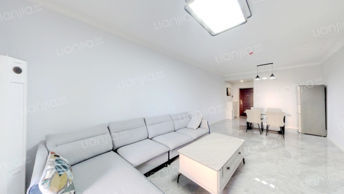 中洲锦城湖岸二手房实景图