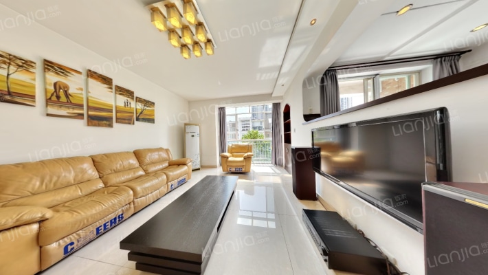 天阳棕榈湾一期二手房实景图