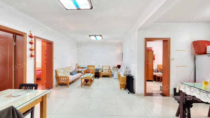 恒源新村二手房实景图