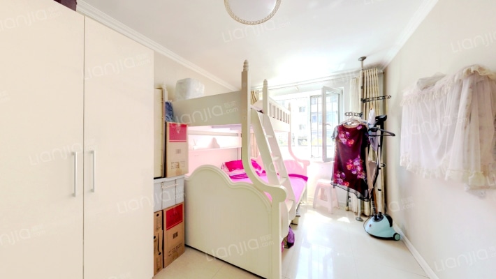 辽大校部家属区二手房实景图