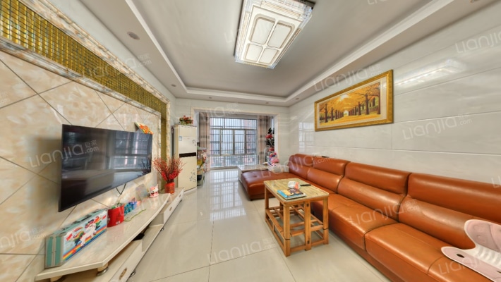 龙华山庄二手房实景图