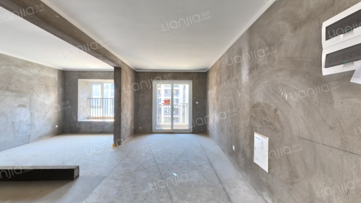 天安盛世臻境花苑二手房实景图