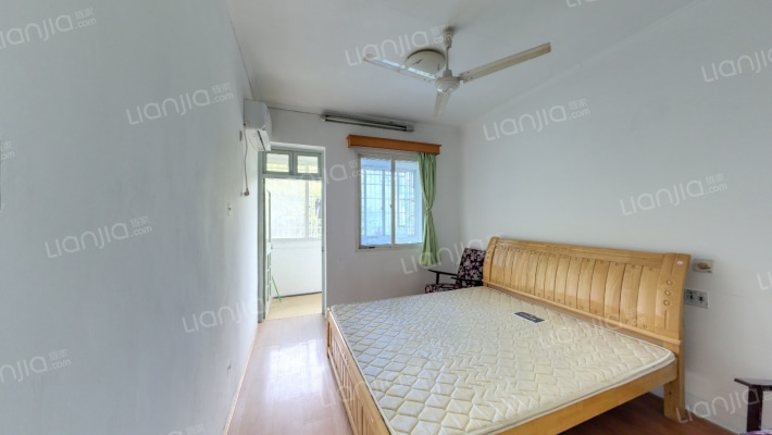 中山小区南区二手房实景图