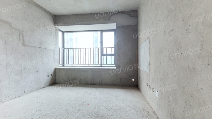 东湖山水二手房实景图