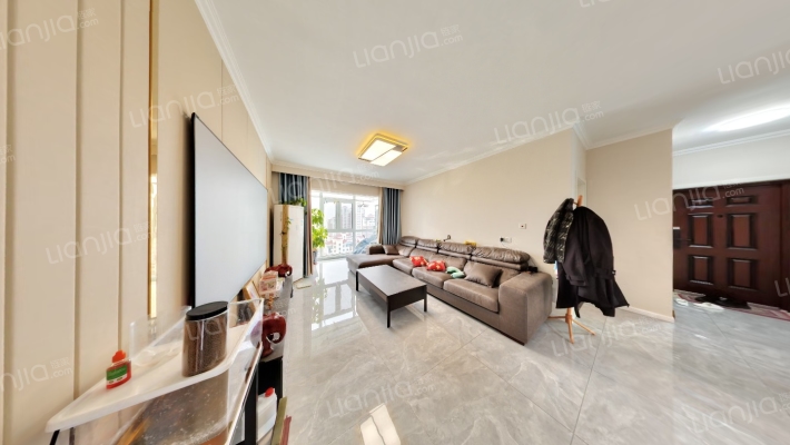 大华上海滩花园二手房实景图