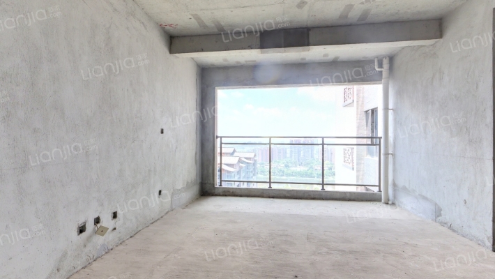 龙玺台二手房实景图