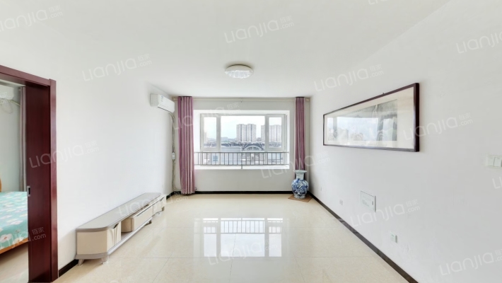 龙山小镇二手房实景图