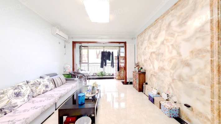 滨河蓝湾小区二手房实景图